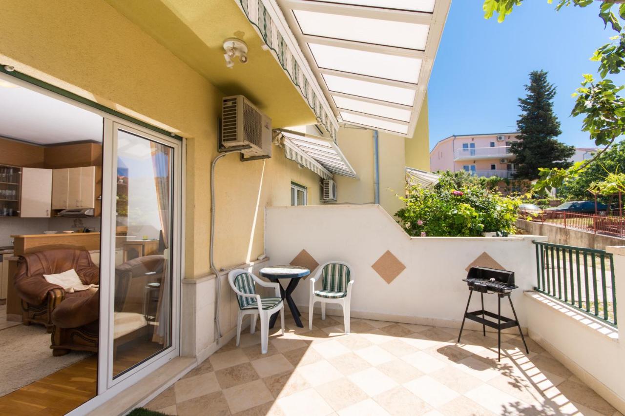 Apartments Katic Trogir Exterior photo